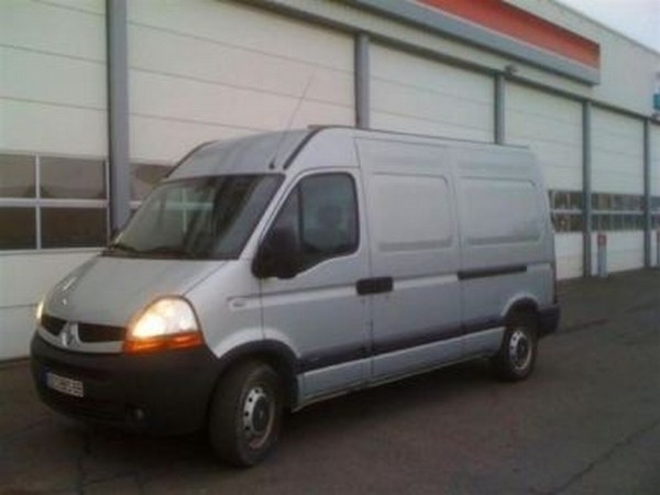 RENAULT MASTER 120.35 L2H2