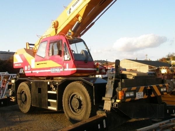 TADANO TR250M-6