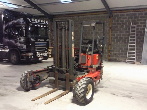 Moffett M7 24.4