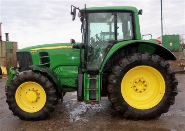 John Deere 6630