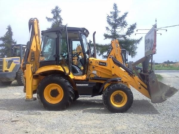 JCB SKUP MASZYN BUDOWLANYCH