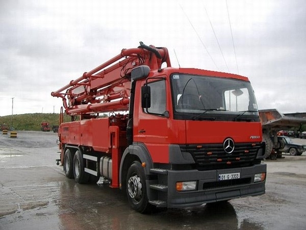 Mercedes Atego2628