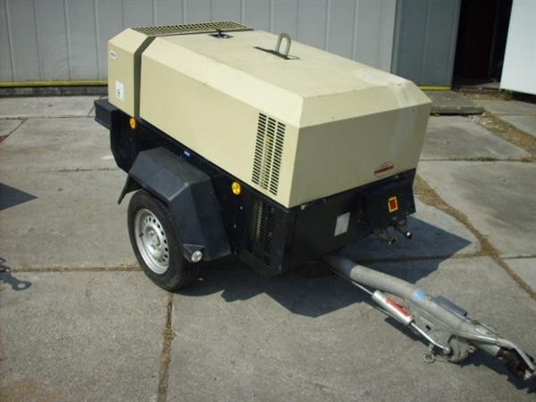 INGERSOLL RAND 7/41 AND 10 KW GENERATOR