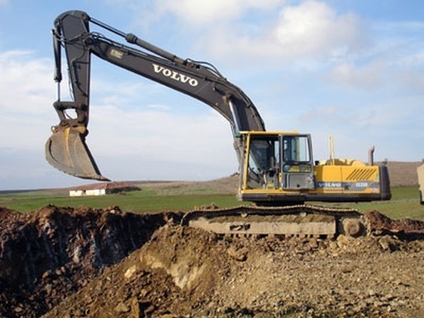 Volvo EC390