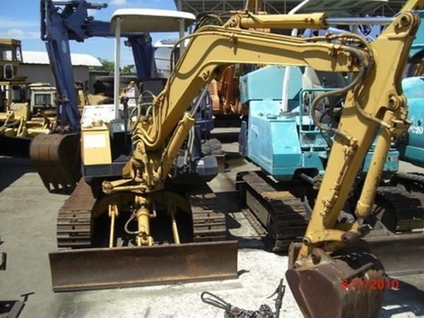 Komatsu PC30-5