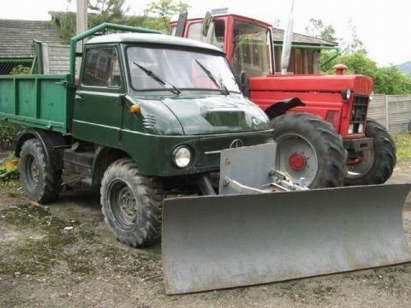 Mercedes UNIMOG Odśnieżarka