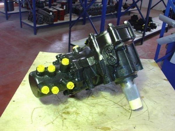 MERCEDES-BENZ STEERING BOX LS8 DOUBLE
