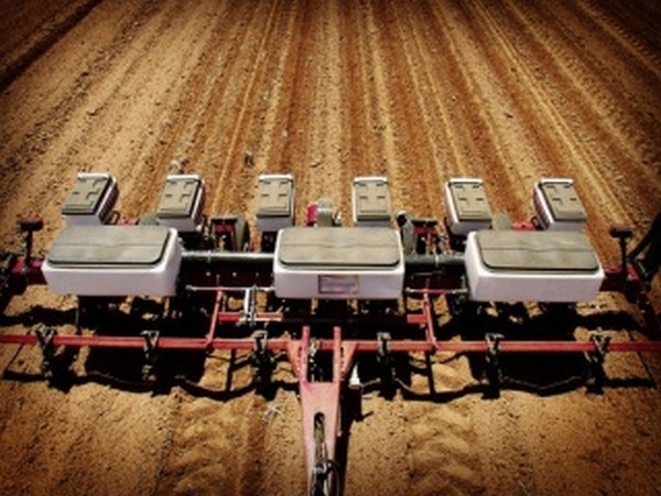Challenger 8100