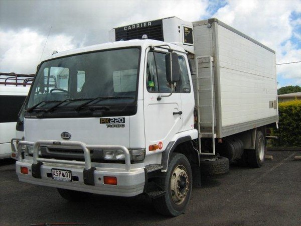 Nissan ud trucks for sale in usa #5