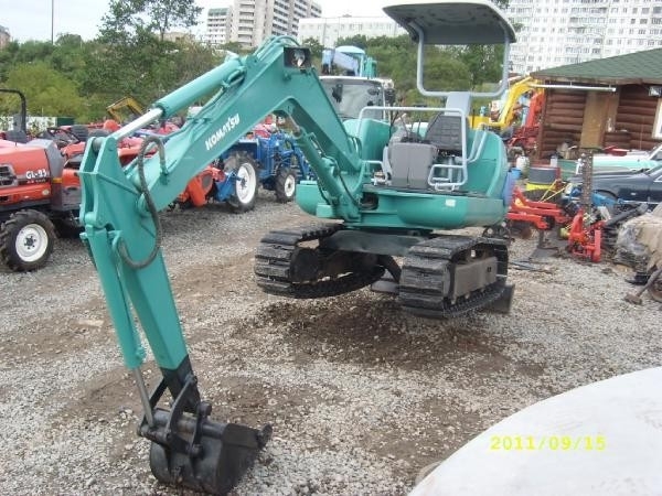 Komatsu PC15-3