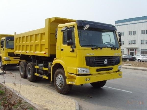 [Other] SINOTRUK HOWO TIPPER TRUCK ZZ3257N3247B