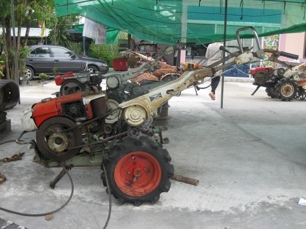 YANMA YC70