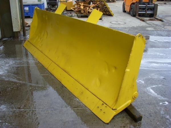 Komatsu (83) s-tilt blade - S-Tilt-Schild