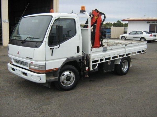 Mitsubishi Canter Tray