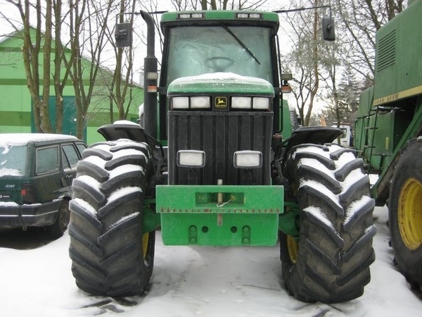 John Deere 8400