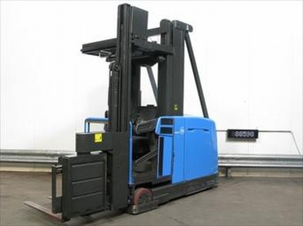 BT Штабелер узкопроходный BT CTL-CSR-30-T 88598