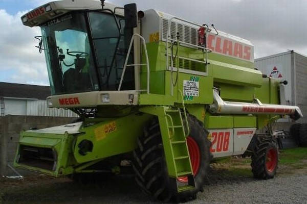Claas MEGA 208-ll
