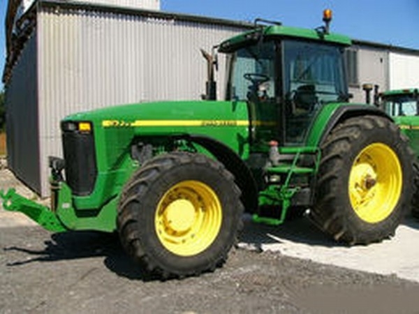 John Deere 8300