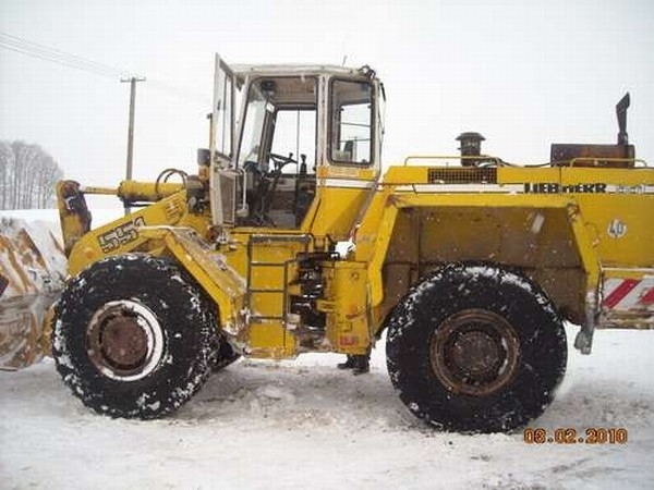 LIEBHERR 551