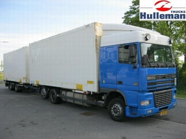 LIEBHERR 902LC