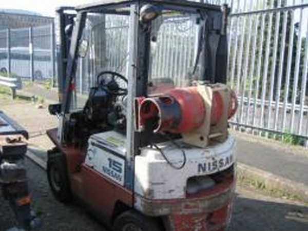 NISSAN KCPHO1A15U