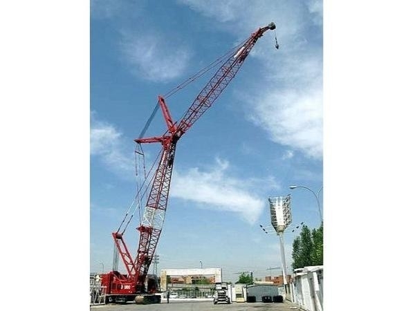 Manitowoc 15000 for 250 tons