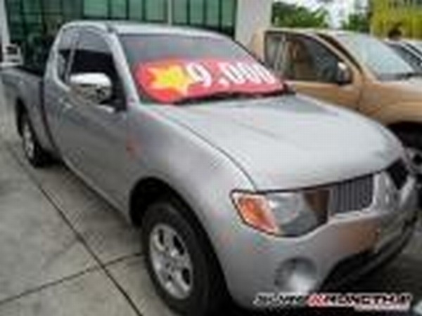 Mitsubishi TRITON CAB