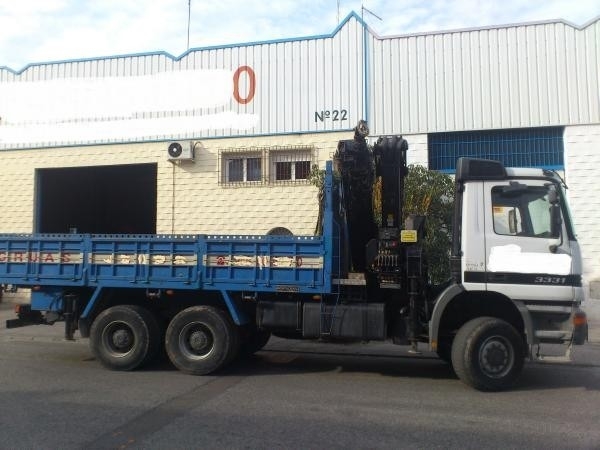 Mercedes-Benz 3331 - 6x4 - Euro II - Hiab 400 E -6