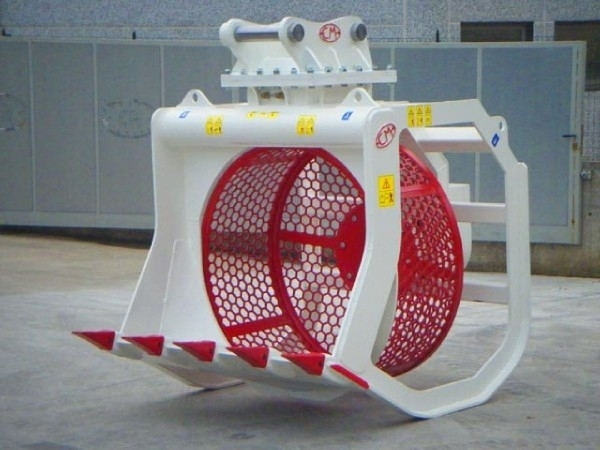Sejalne žlice CM crusher za bagre od 3-36t
