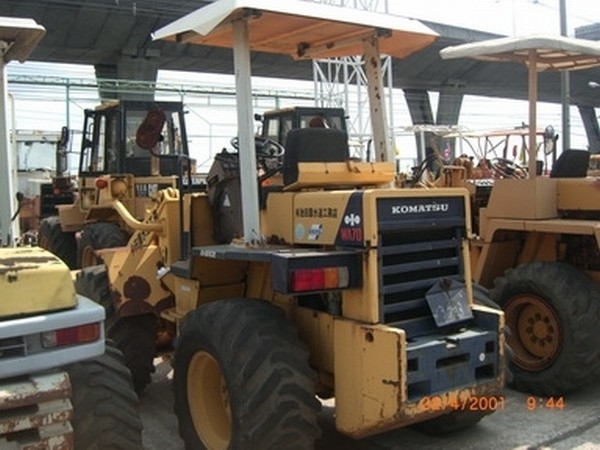 Komatsu WA70