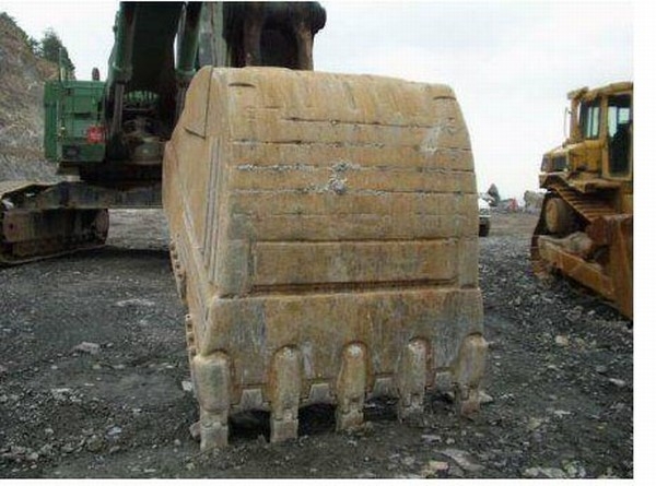 Hitachi EX1100-1