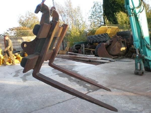 FORKS QUICK HITCH