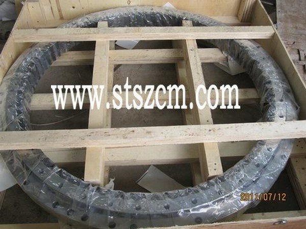 小松，Komatsu PC300-7 回转支承207-25-61100，纯正小松挖掘机配件
