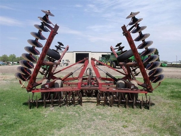 International 490