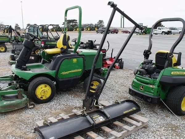 John Deere 72