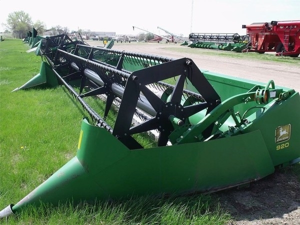 John Deere 920F