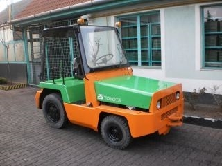 TOYOTA 2TD-20