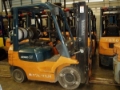 Toyota 02-7FG15、四輪フォークリフト、資材運搬設備