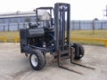 MOFFETT M2403W、トラック積載用フォークリフト、輸送