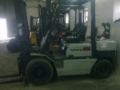Komatsu FG30T-11E, Camion contrabalasat cu 4 roti, Stivuitoare