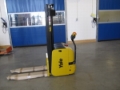 YALE MS10 AC, Käyden ajettavat pinoamistrukit, Materiaalinkäsittely