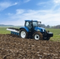 纽荷兰 T 6070 Elite Allrad、拖拉机 140-199 hp、农业机械
