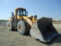 Komatsu WA 500-3, Pale gommate, Costruzioni