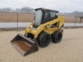 Caterpillar 236B, Šmykom riadené nakladače, Stavebníctvo