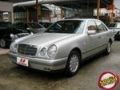 Mercedes-Benz E-CLASS - E220 CDi, รถยนต์, เครื่องจักรงานขนส่ง