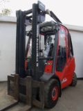 LINDE H30T, 4-Rad Gabelstapler, Flurförderzeuge