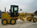 Komatsu GD 305A-1, Väghyvlar, Entreprenad