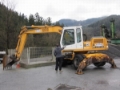 LIEBHERR A 900، حفارات بعجل، الإنشاء