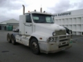 FREIGHTLINER FLC112、トラクターユニット 6x4、輸送