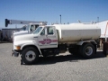 Ford F800, Tankerli kamyonlar, Ağır Vasıtalar